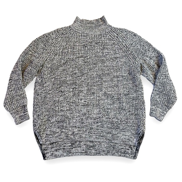 Urban Outfitters Sweaters - BDG Urban Outfitters mockneck chunky sweater